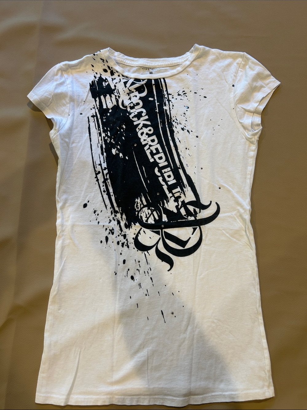 Rock & Republic White Tee with Black Graphic Splash